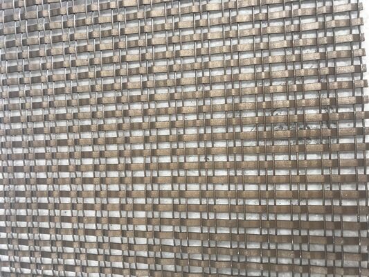 Welded decorative stainless steel wire plain weave mesh for use in building exteriors and screens