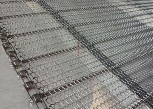 Pizza Oven Stainless Steel Chain Mesh Conveyor Belt Makanan Panggang Dapat Disesuaikan