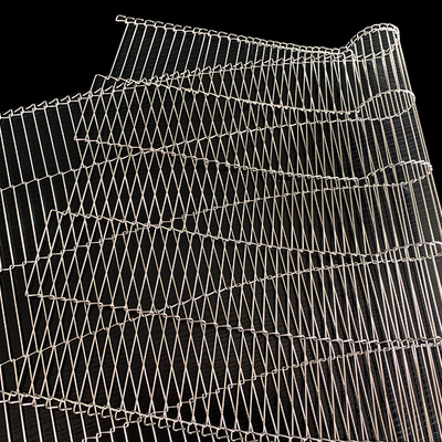 Jalur Perakitan Stainless Steel Flat Flex Conveyor Belt Menghasilkan Cokelat