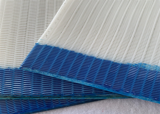 100% Polyester Mesh Conveyor Belt 1,5-2,85 Kg/M2 Untuk Penggunaan Industri Dan Komersial
