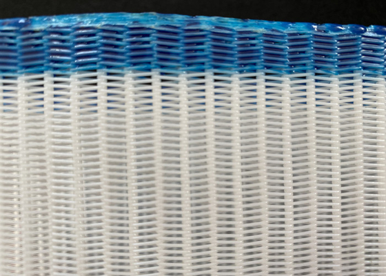 2.1mm-4.3mm Ketebalan Polyester Sludge Dewatering Belt Dengan Spiral Interface