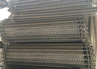 Baja Karbon Tinggi Spiral Mesh Belt Ketahanan Aus Untuk Lini Produksi Busa
