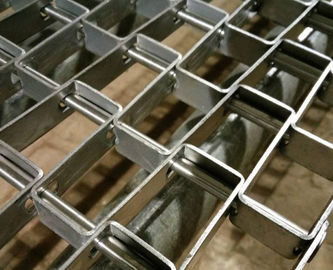 Pengecatan Lukisan Flat Wire Mesh Belt Permukaan Filter Tinggi Instalasi Mudah