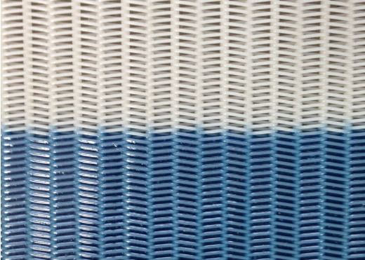 Profesional Tenunan Polos Linear 3x3mm Lubang Polyester Mesh Belt